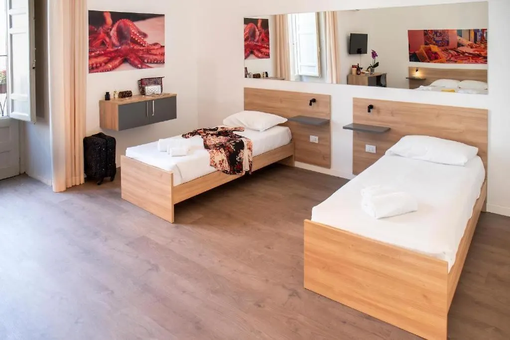 Ballaro' Hotel - Budget Room Palerme Italie
