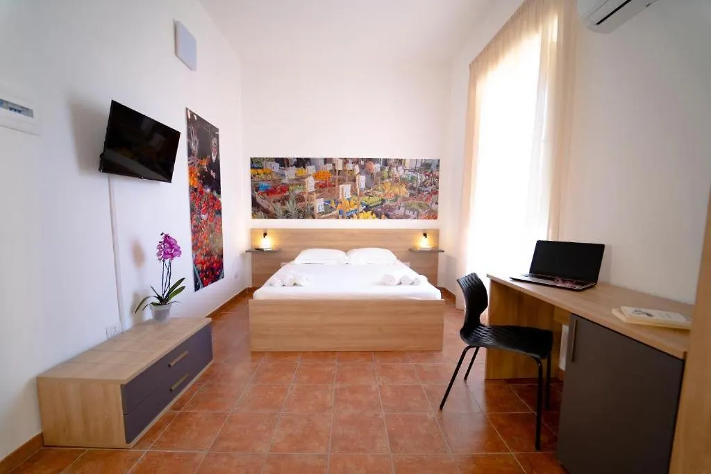 Ballaro' Hotel - Budget Room Palermo