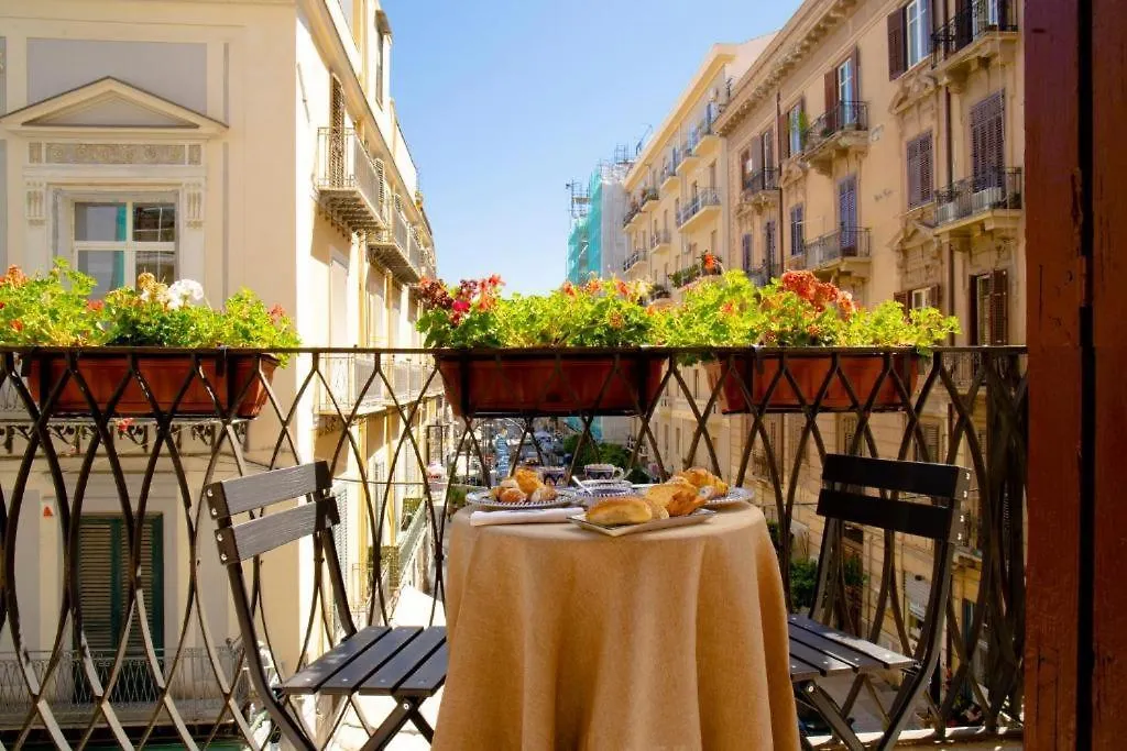 Ballaro' Hotel - Budget Room Palermo Italy